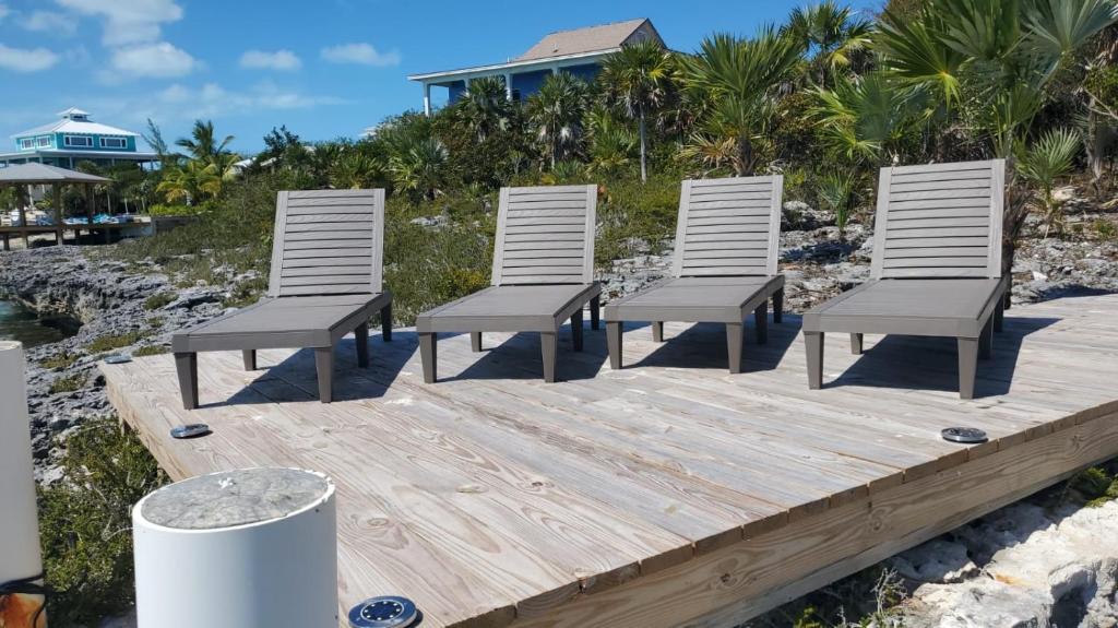 OceanBliss: Exuma, Waterfront sleeps 8 photo 1