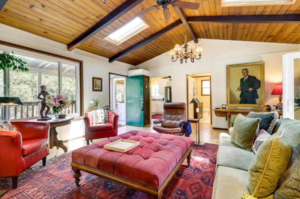 Lakefront Glen Ellen Cabin with Views Near Wineries! photo 4