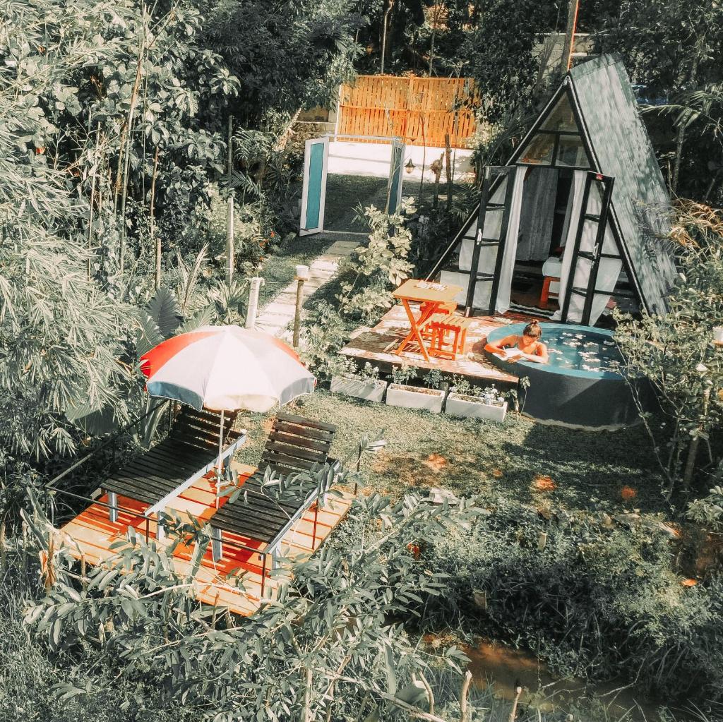 The WE2 "Wildwood Elegance Escape" photo 4