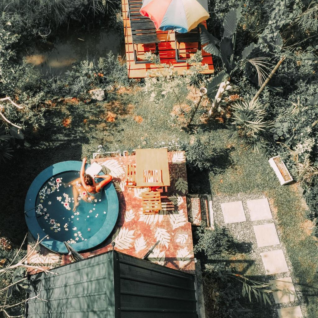 The WE2 "Wildwood Elegance Escape" photo 3