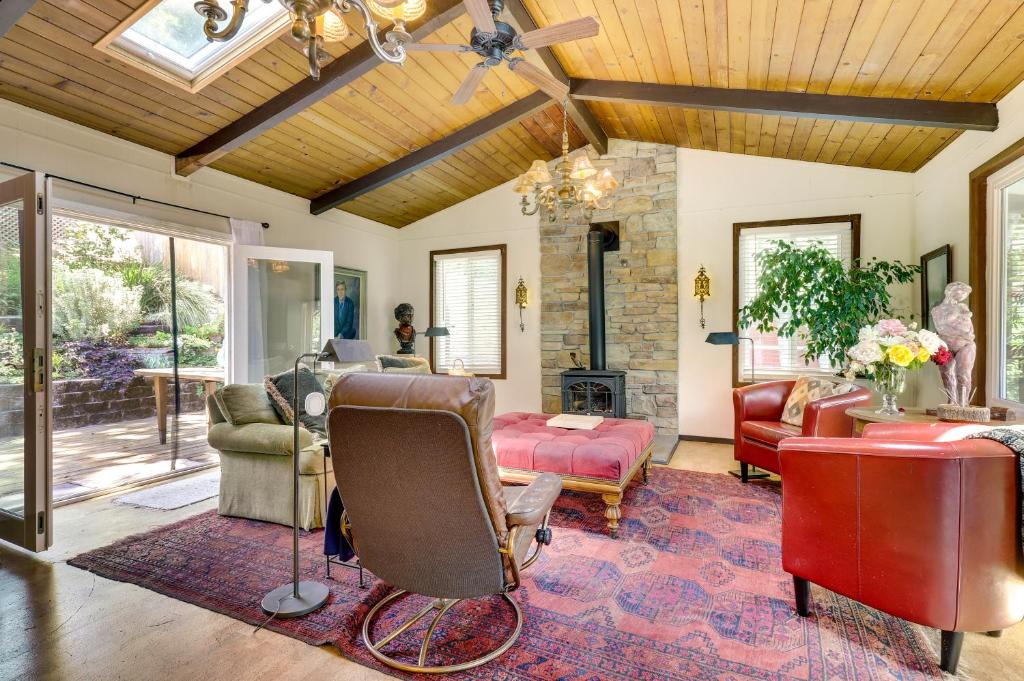 Lakefront Glen Ellen Cabin with Views Near Wineries! photo 3
