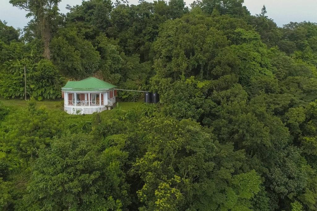 2 bedrooms house with wifi at Laudat photo 1