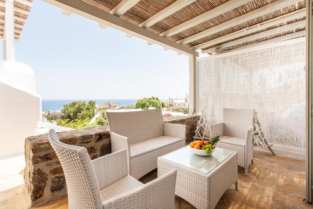 Villa Azallea by Mykonian Kazarte photo 2