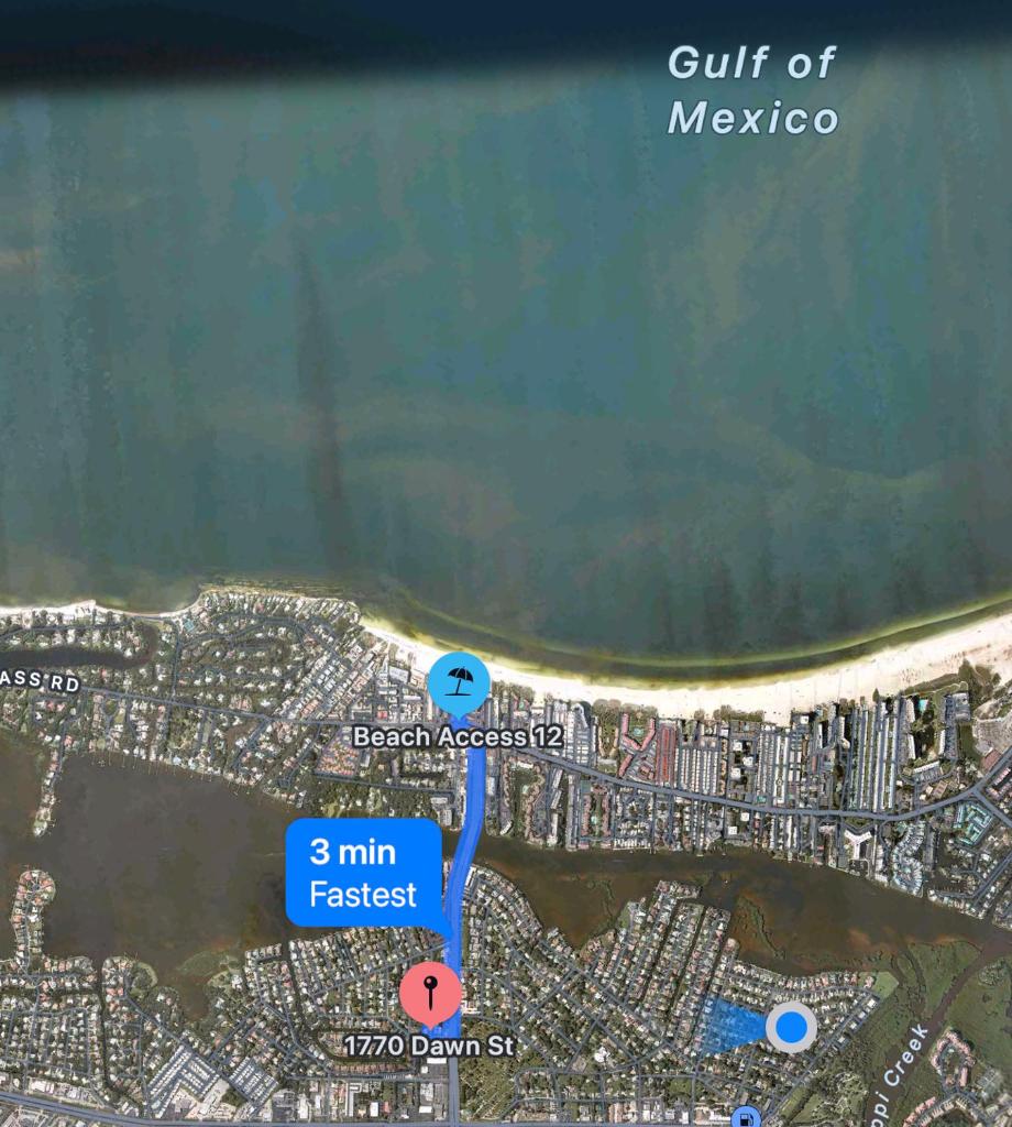 Fantastic Island House 1 mile to the beach with heated pool photo 2