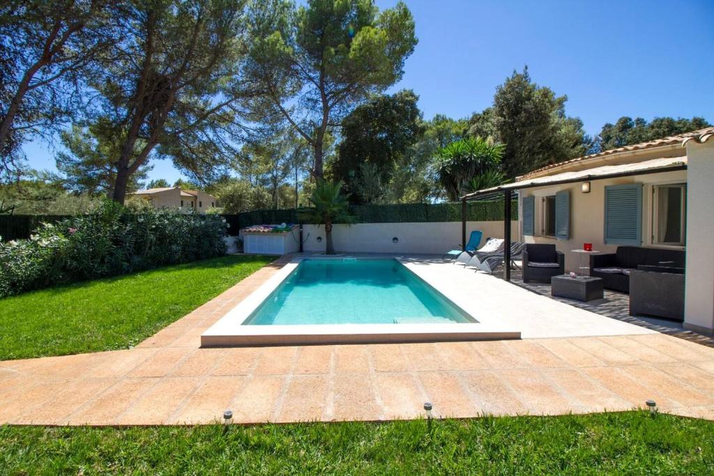 2 bedrooms house with private pool terrace and wifi at Sa Pobla photo 1