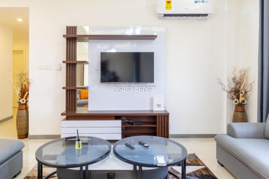 TWO AND THREE BEDROOM APARTMENTS,SAKUMONO photo 1
