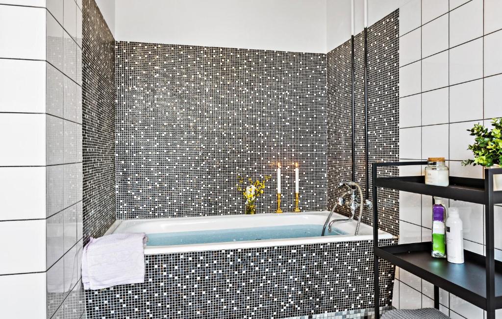 1 Bedroom Cozy Home In Rudkbing photo 2