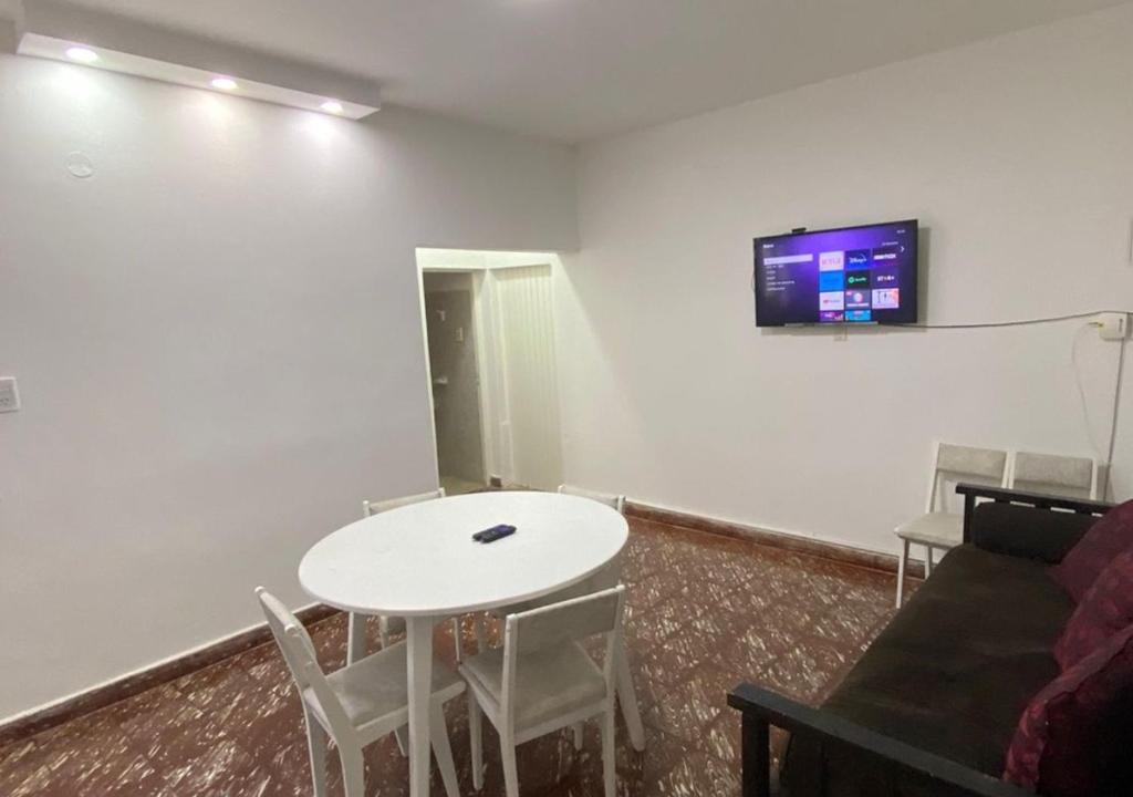 Casa con cochera photo 3