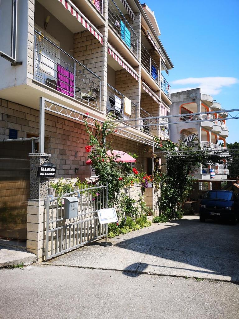 Apartments by the sea Tucepi, Makarska - 22384 photo 2
