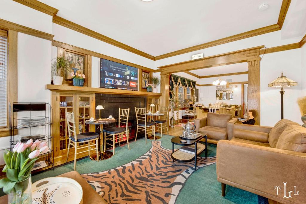 The Twin Lions: Bespoke Travel Lodge w/ Speakeasy* photo 1