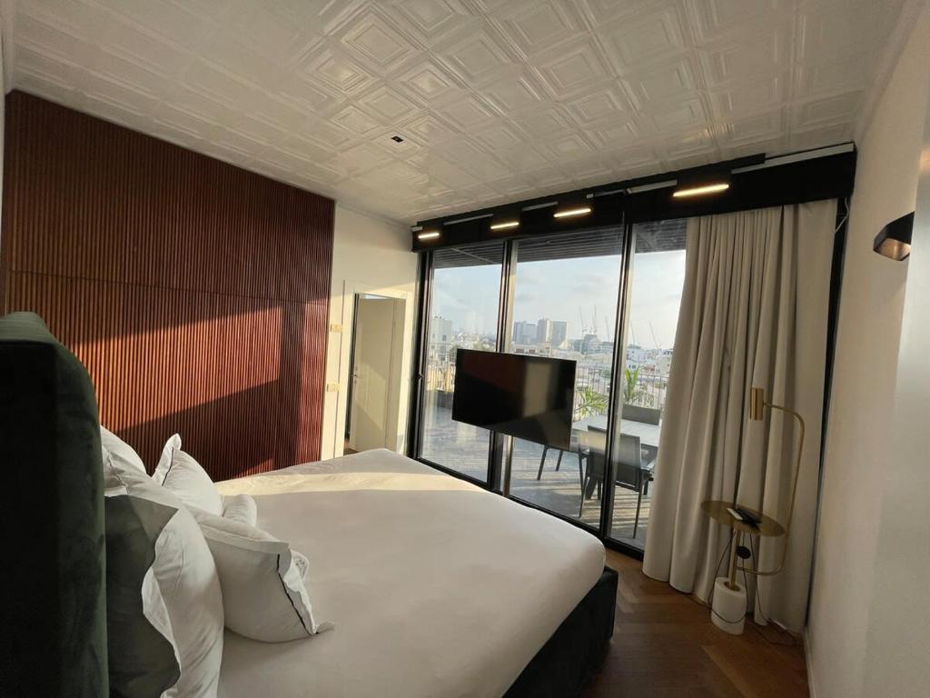 Allenby Beach Penthouse photo 2