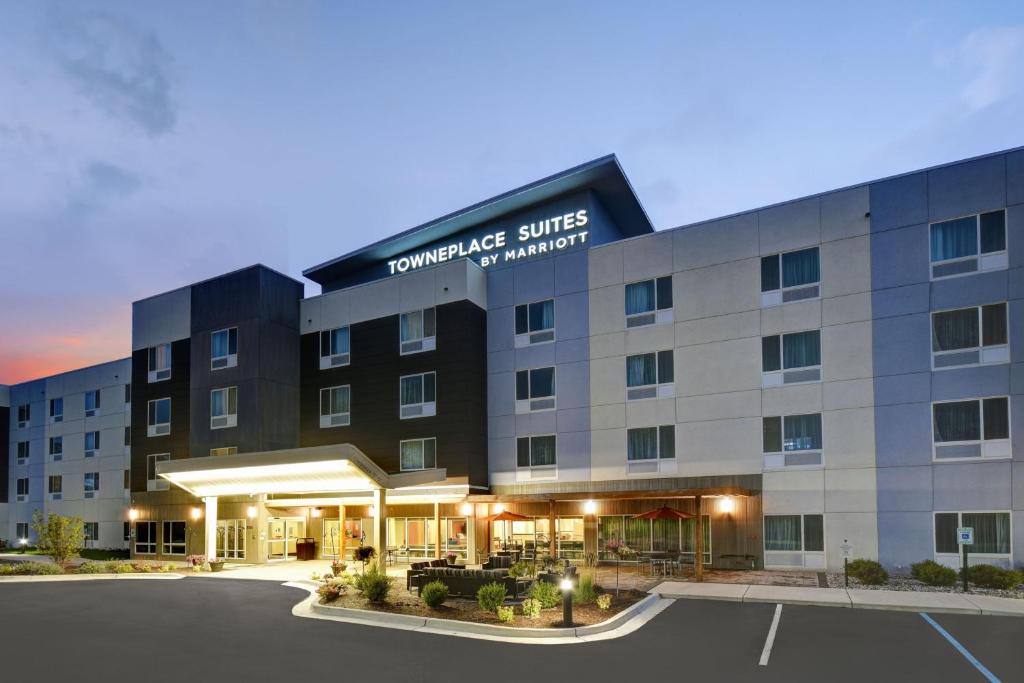 TownePlace Suites by Marriott Grand Rapids Wyoming image