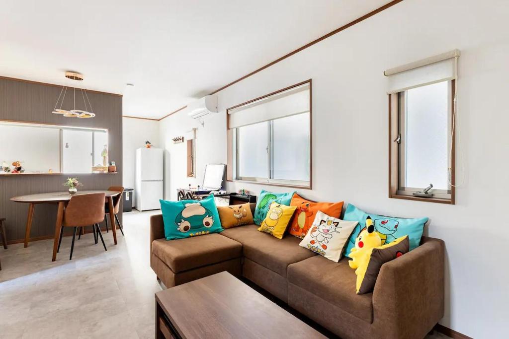Charming New Home Launch: Direct access to Narita & Haneda Airports, Shinjuku, and Disneyland; Close to Asakusa & Akihabara! photo 1