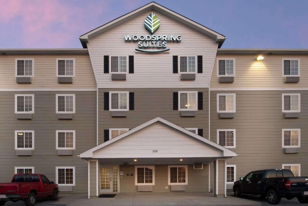 WoodSpring Suites Johnson City photo 1