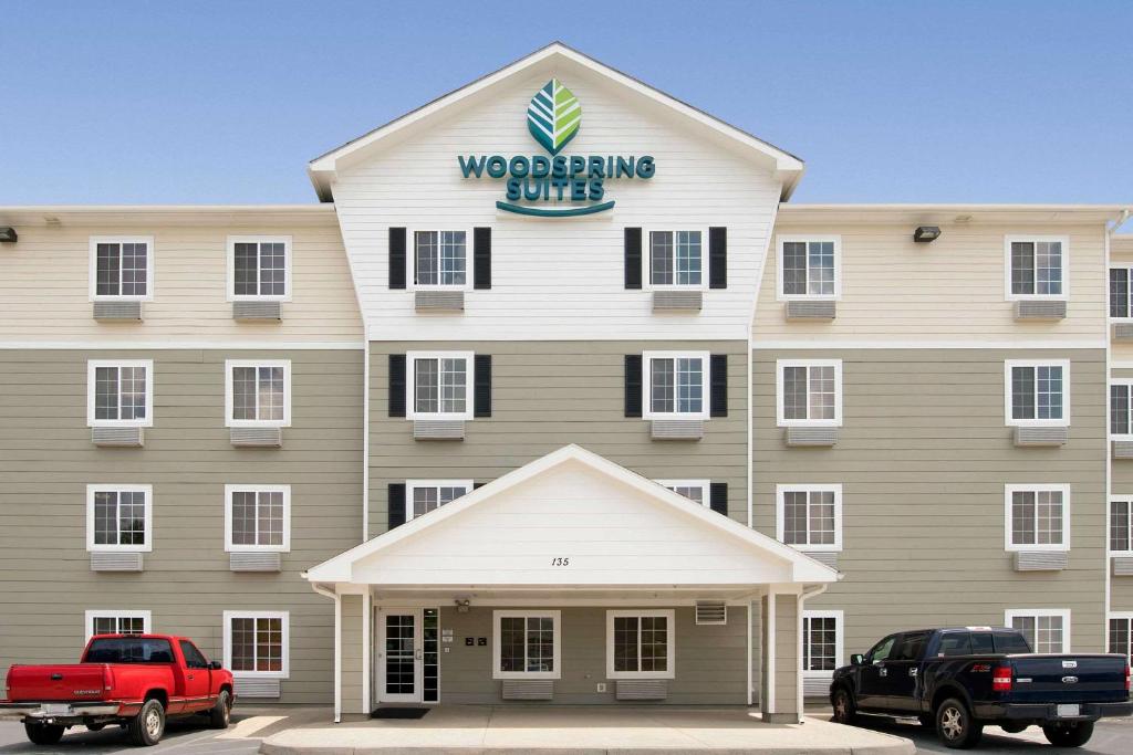 WoodSpring Suites Johnson City photo 2