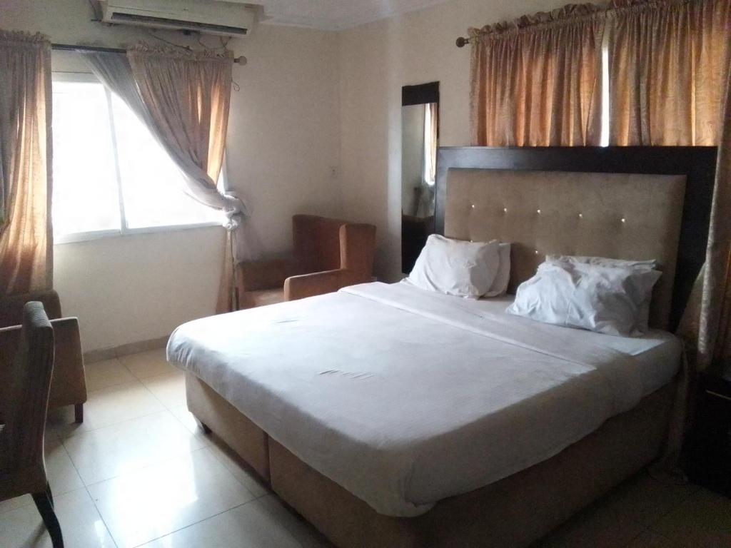 St Theresers apartment Lodge 2