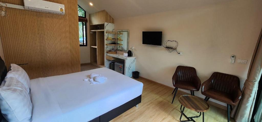 Lake Hill Resort Kanchanaburi photo 2