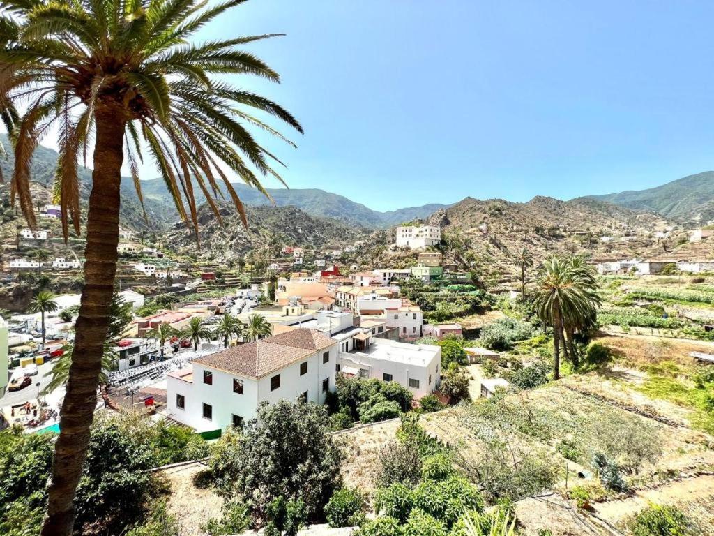 Casa rural con maravillosa vistas a la montaña y barbacoa photo 3