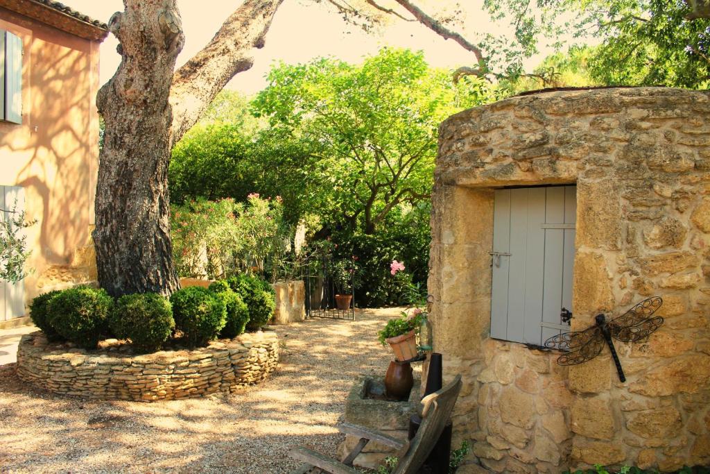Mas Provençal avec piscine. photo 2