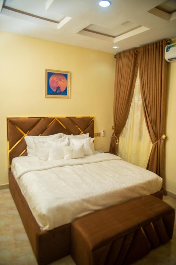 Enny'scourt Service Apartment photo 3