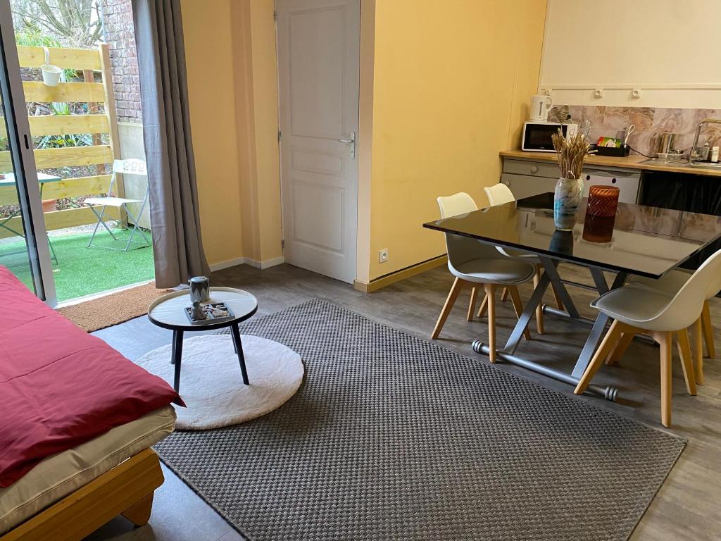 Appartement lumineux rez-de-chaussée prox GARE photo 2