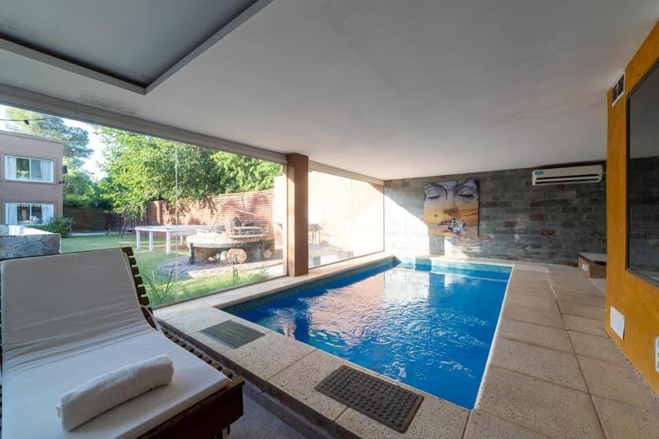 APART HOTEL SPA BUENOS AIRES EZEIZA DEP 1 a 20 minutos de Aeropuerto Ministro Pistarini confort CON PISCINA CLIMATIZADA photo 2