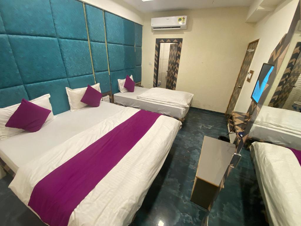 Hotel Karnavati photo 1