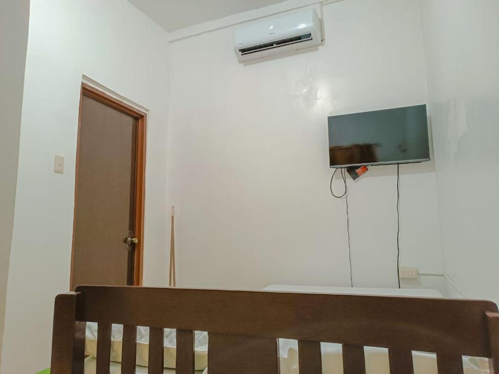 KlentFloyd Room Rentals photo 3