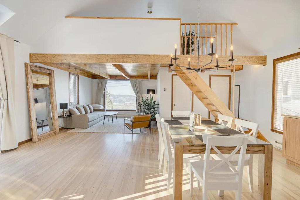 Charming Apt with View - 5 min from Baie-St-Paul photo 4