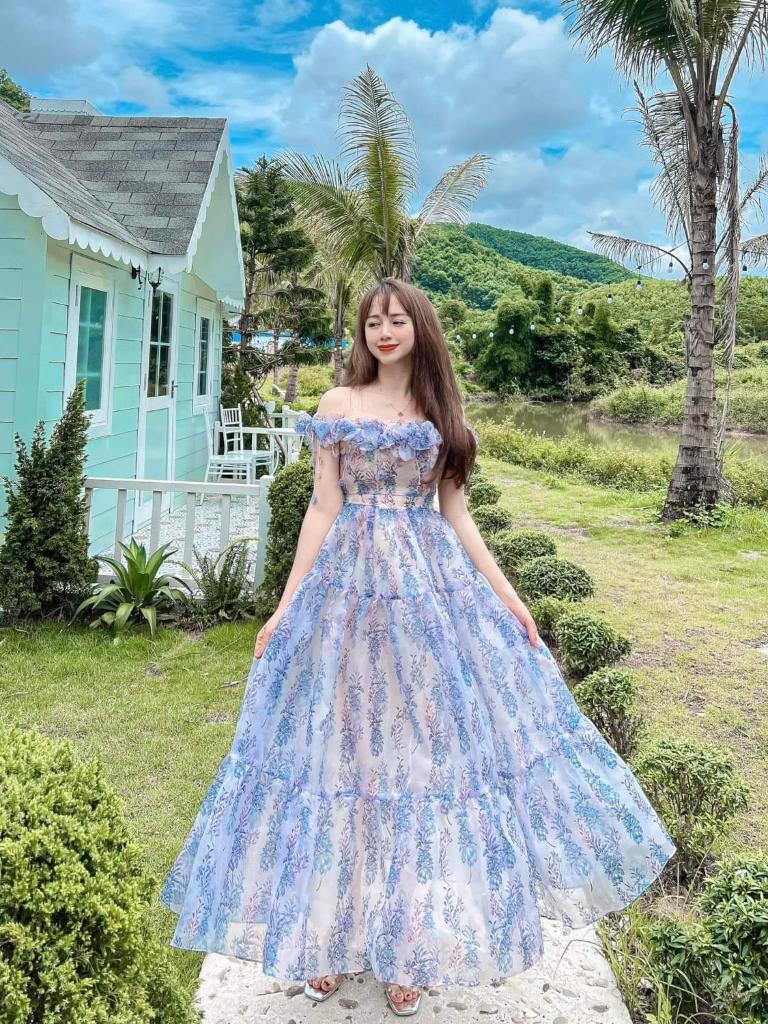 Larita Đồi Cỏ Mơ