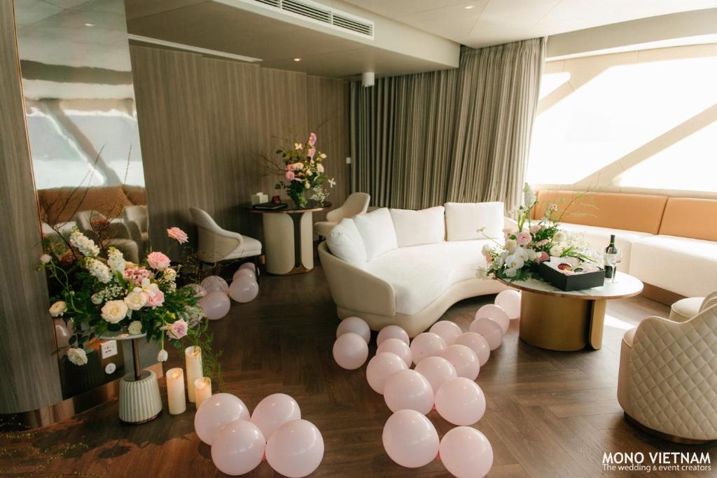 Essence Grand Halong Bay Cruise