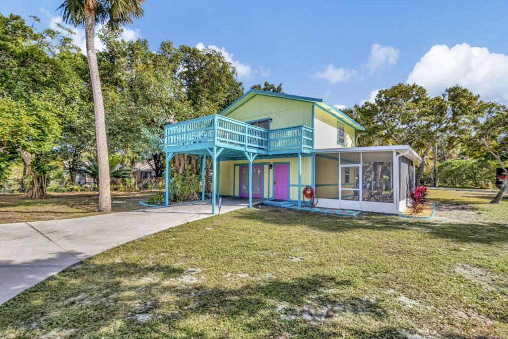 1 BR Carriage Home photo 1