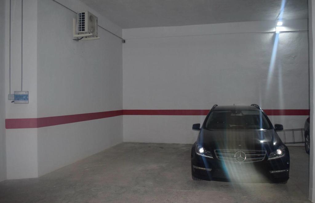 LOFT Reyes Católicos Parking privado INCLUIDO photo 4