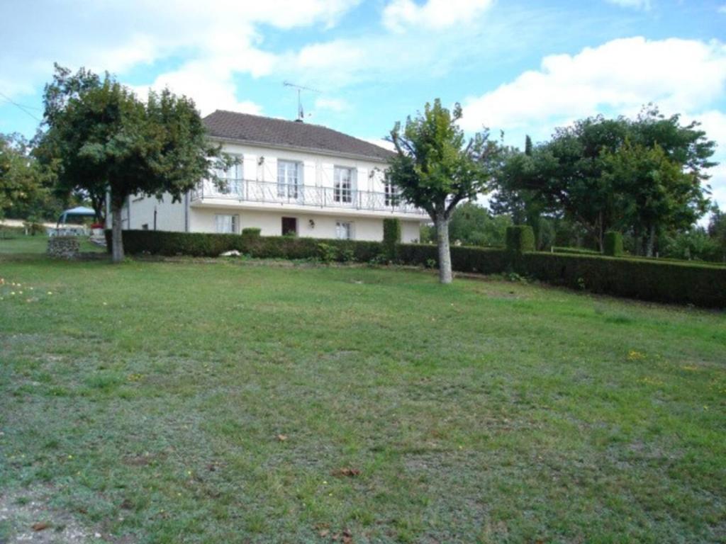 Appartement de 2 chambres a Mensignac
