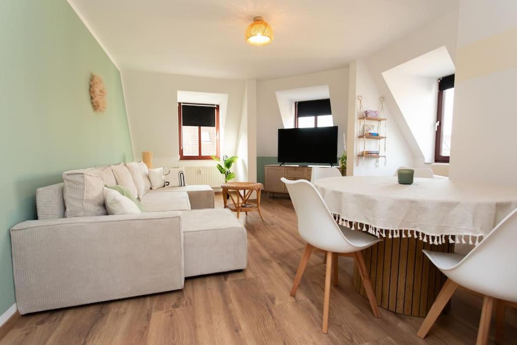 BOHO CHIC Markkleeberg, 8 min bis ins Leipziger Zentrum mit der S-Bahn - Business Ausstattung mit 500 Mbit s WLAN photo 1