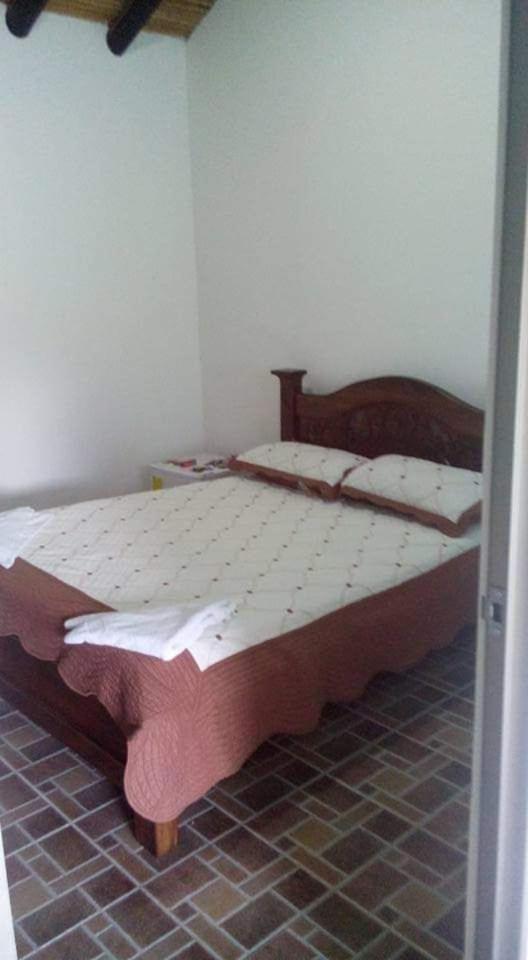 hotel los heroes photo 2