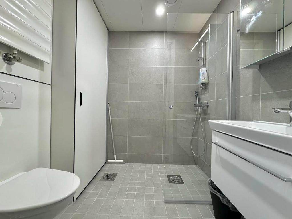 Easy Stay Room near Airport photo 3