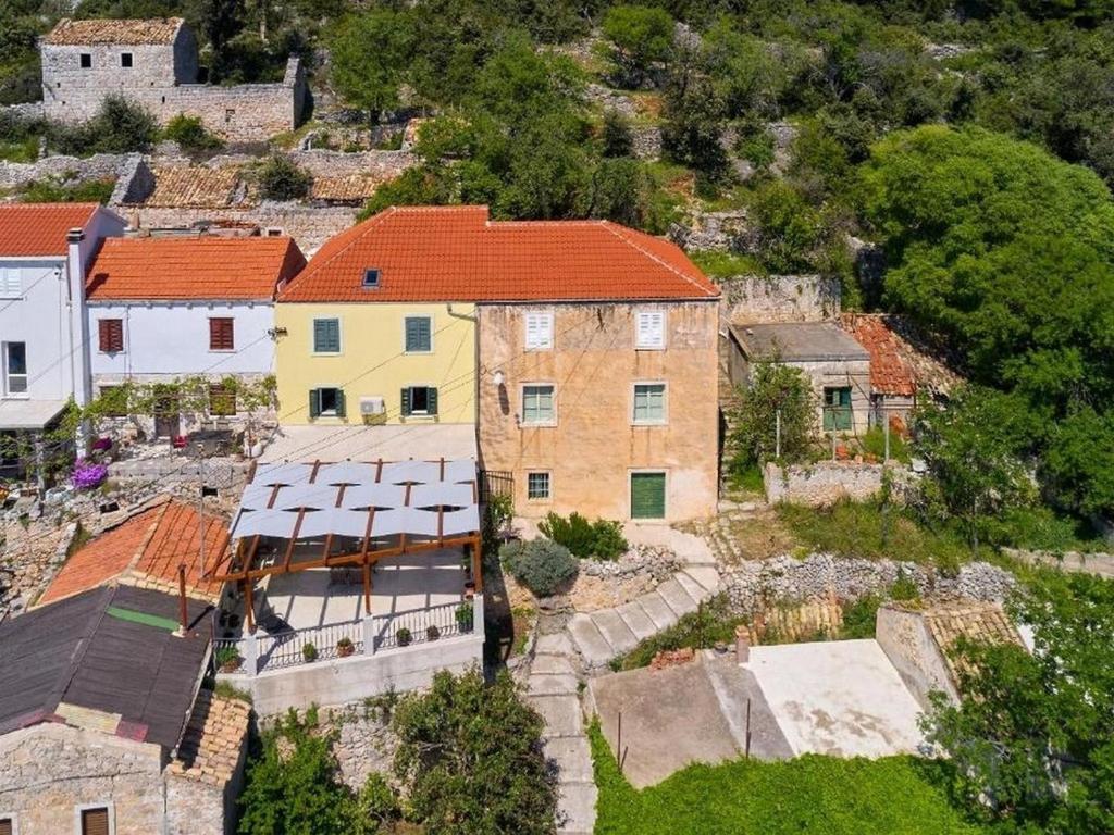 Holiday house with a parking space Babino Polje, Mljet - 22324 photo 1