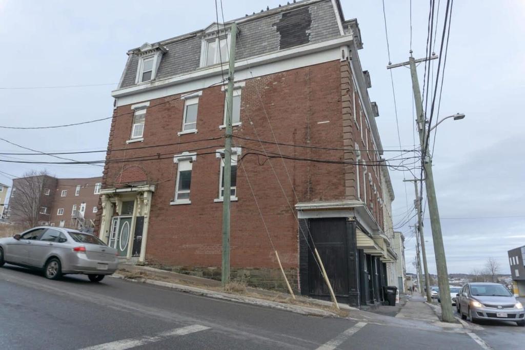 Cozy Studio In the Heart Uptown Saint John! Parking Coffee photo 3
