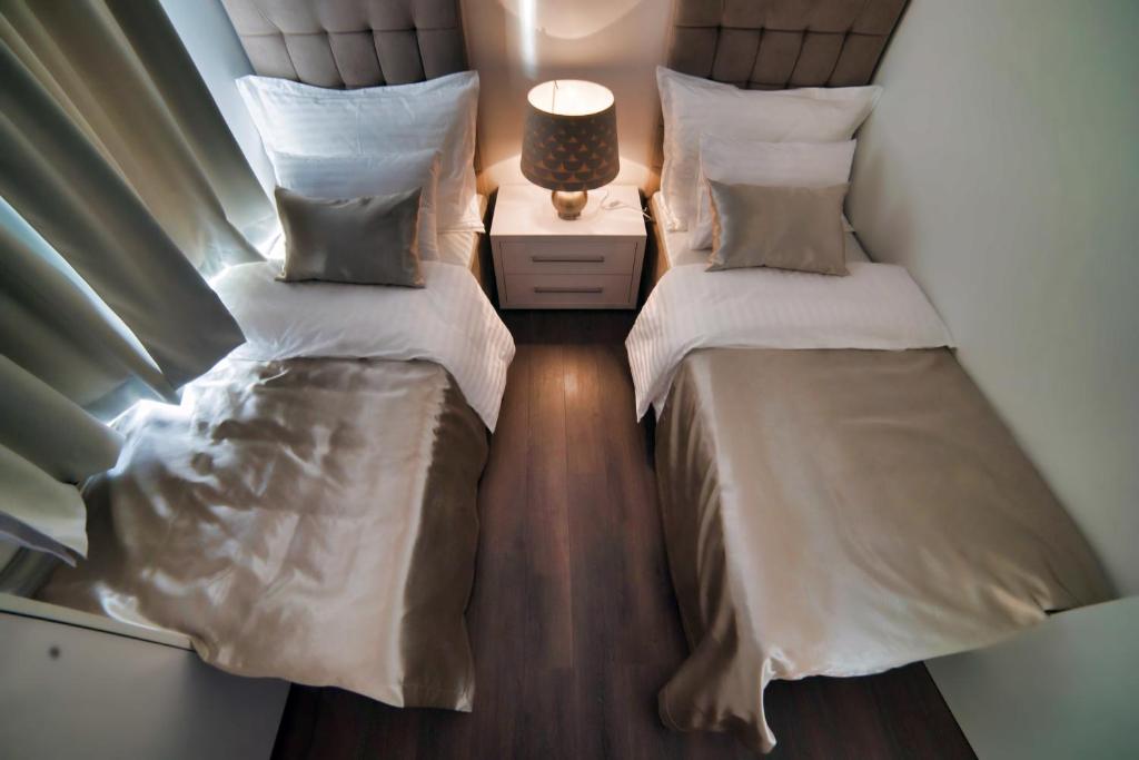 Апартаменты (Классические апартаменты с 2 отдельными кроватями), Casa V Luxury Apartments