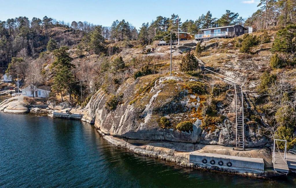 Lovely Home In Helgeroa With Harbor View photo 4