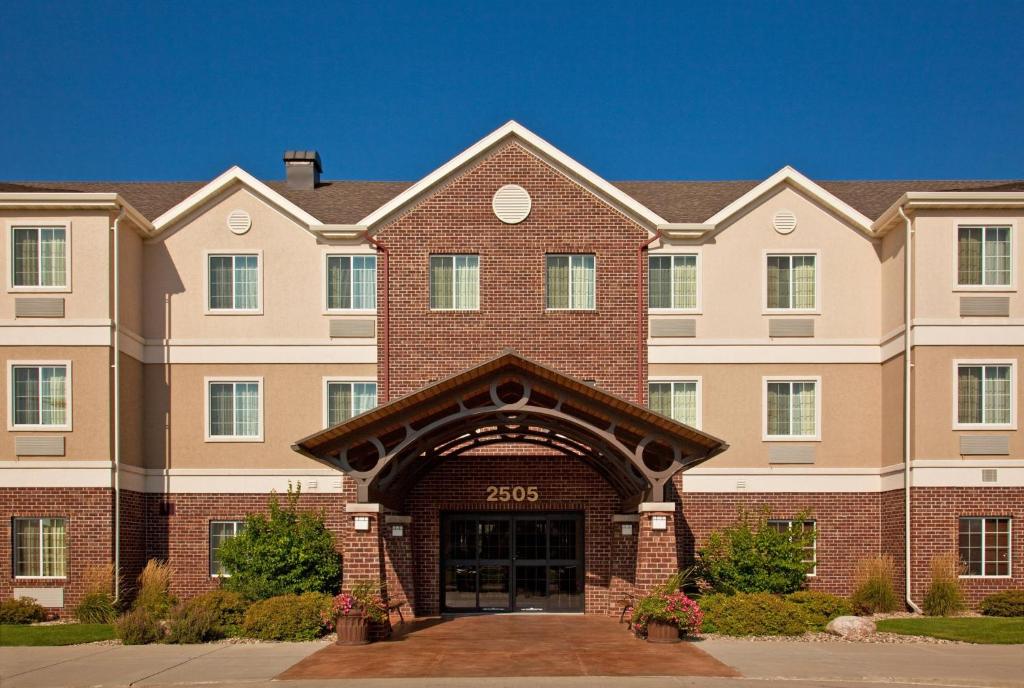 Staybridge Suites Sioux Falls, an IHG Hotel image
