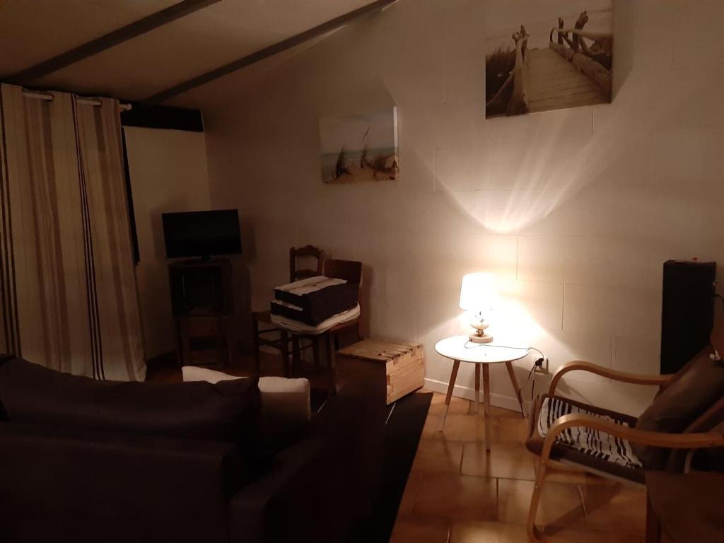 MAISON PAISIBLE , à 6 minutes des plages, vélos. photo 2