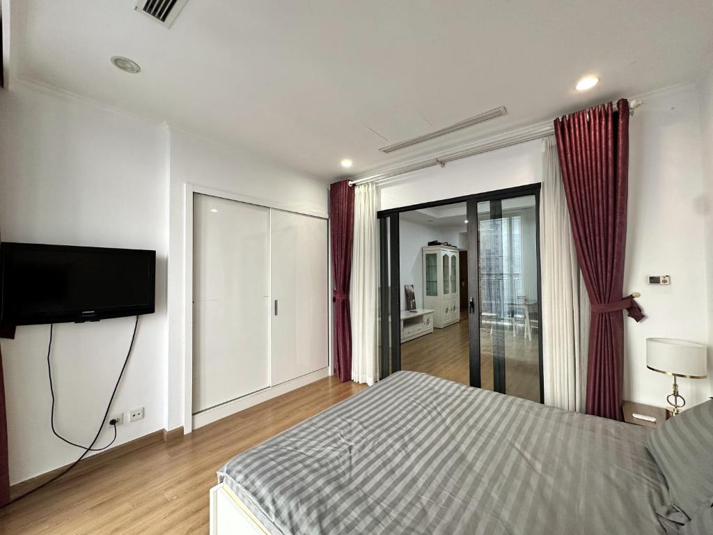 BEU Home Vincom Royal City