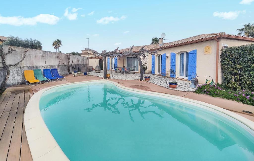 3 Bedroom Lovely Home In Caux