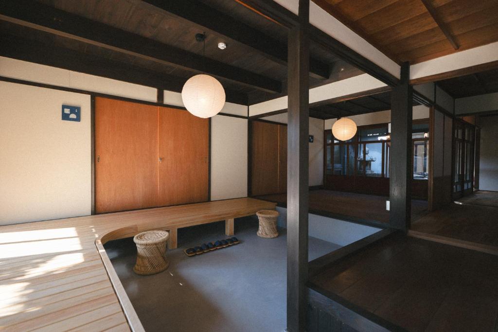 DENIM HOUSE BON photo 1