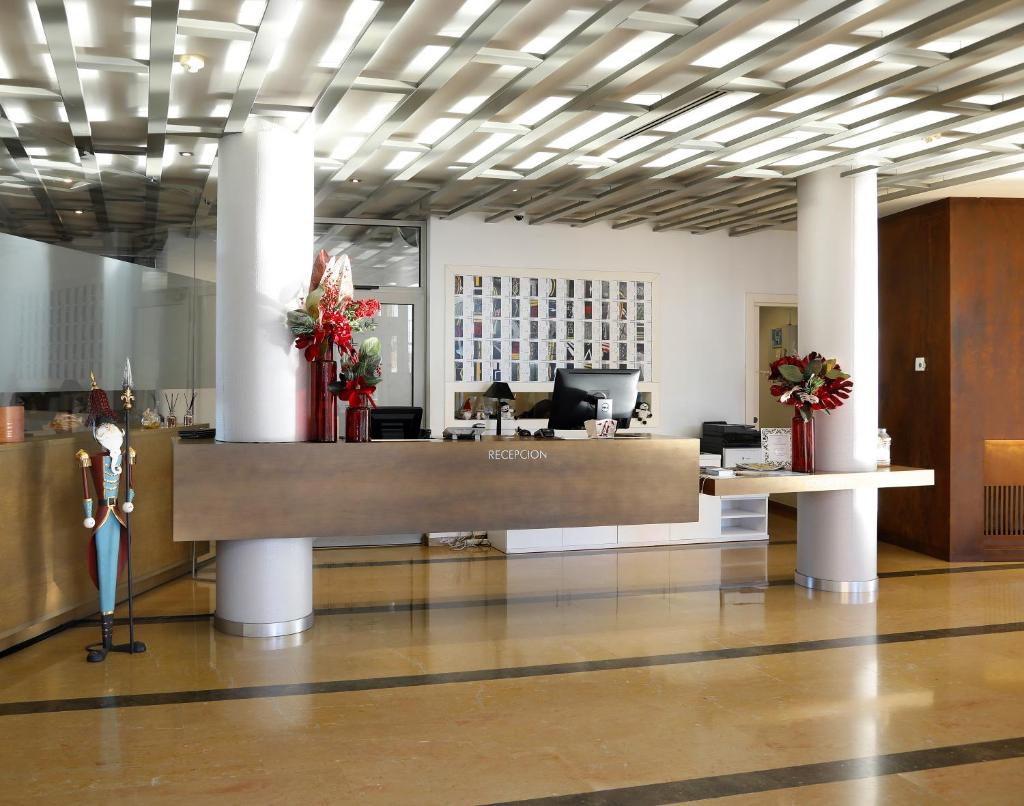 Hotel MasMonzon photo 2