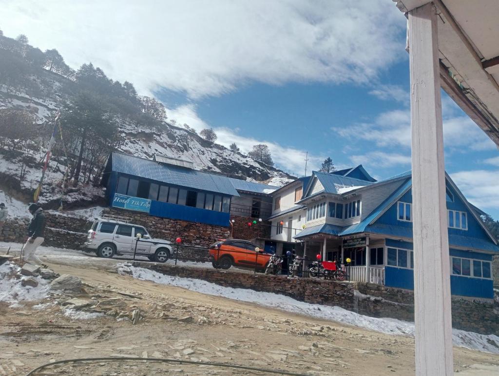 kalingchok-hotel tik top & New Family Guest House photo 1