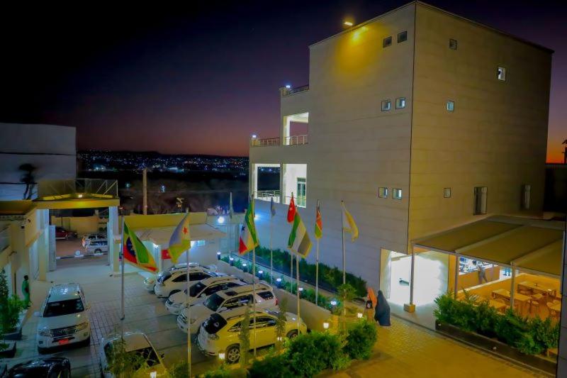 Jees Hotel photo 3