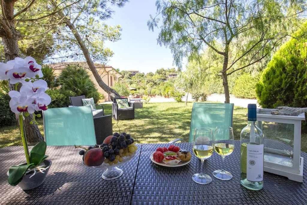 Alghero Villa Mistral per 7 persone Terrazza BBQ AC WiFi photo 4